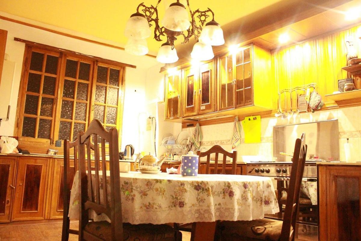 Machabelli 11A Hostel Tbilisi Ngoại thất bức ảnh