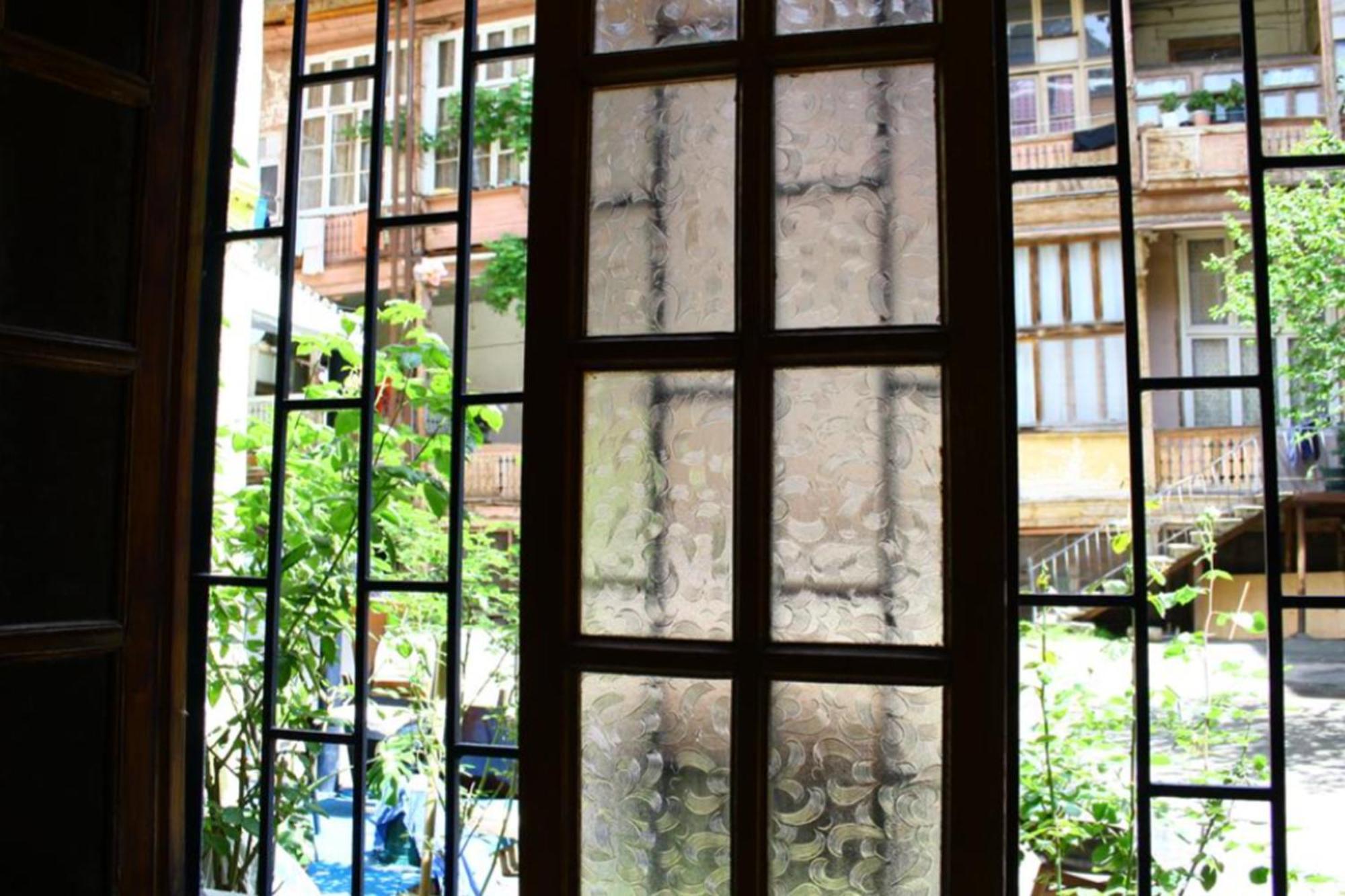 Machabelli 11A Hostel Tbilisi Ngoại thất bức ảnh